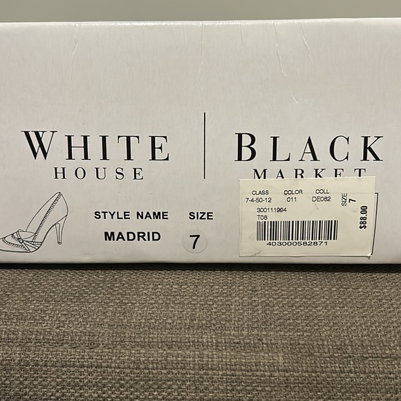 White House Black Market “Madrid” Heels - Picture 10 of 10